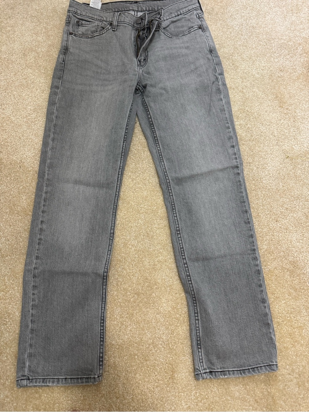 Men’s Levi’s 514 Gray Straight-Leg Jeans. 30x30